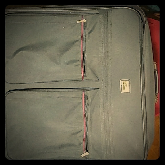 american tourister big